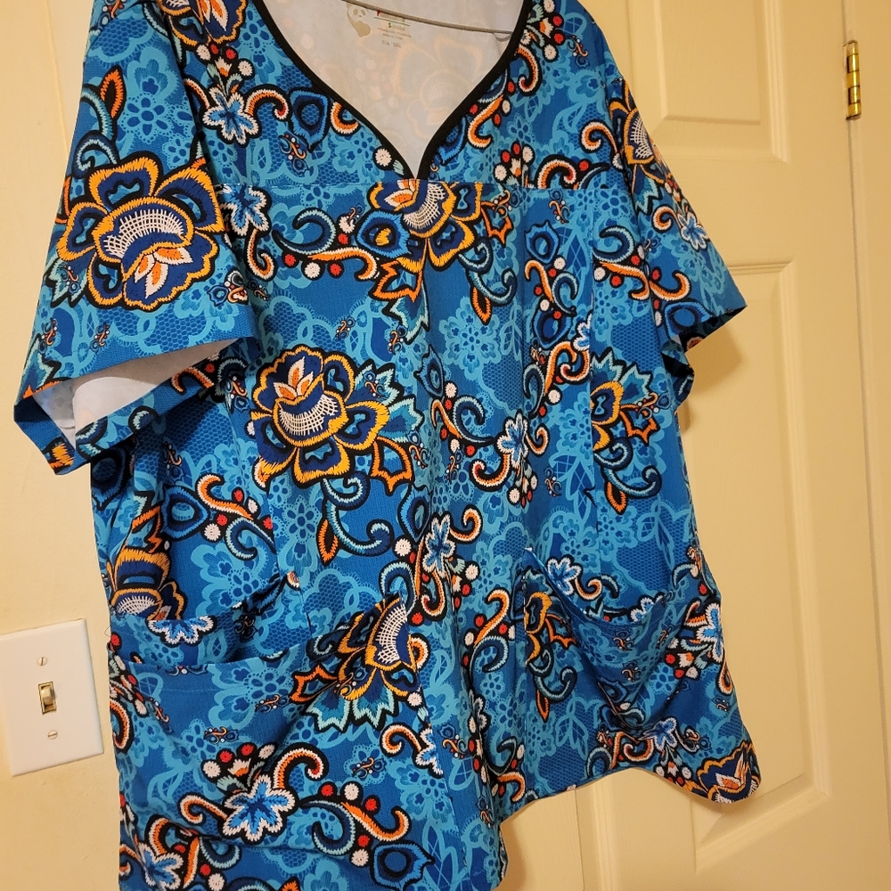 Pandamed scrubs top